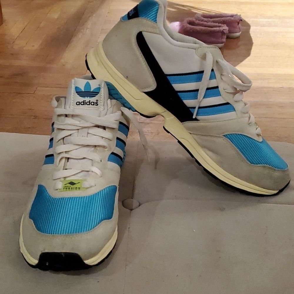 Adidas ZX 1000 C Mens Athletic Sneakers Retro Cream/Black/Blue